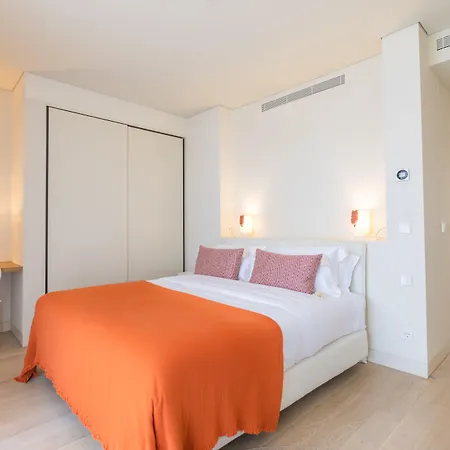 Θέρετρο White Shell 4*