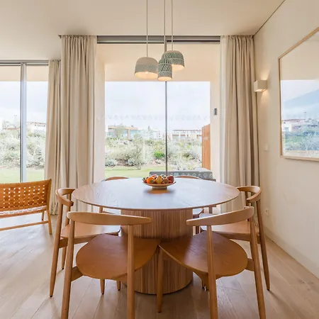 White Shell 4* Porches (Algarve)